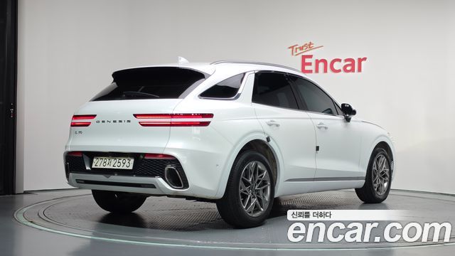 Genesis GV70 2.5T Gasoline 2WD — пробег 74 378 км — фото 2 из 5