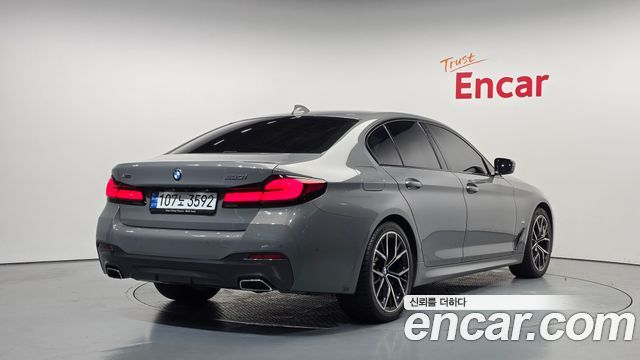BMW 5-Series 530i xDrive M Sport Package — пробег 78 018 км — фото 2 из 5