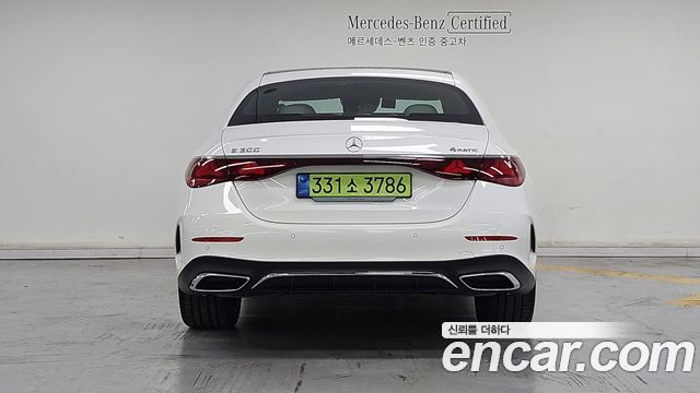 Mercedes-Benz E-Class E300 4MATIC AMG Line — пробег 6 571 км — фото 4 из 5