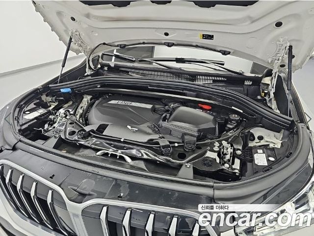 BMW X1 sDrive 18d M Sport — пробег 29 183 км — фото 5 из 5