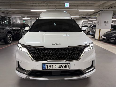 Kia Carnival Diesel 9-Seater Hi-Limousine(Special Vehicle) — пробег 47 111 км — фото 1 из 5