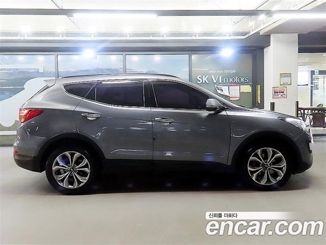 Hyundai Santafe Diesel(e-VGT) 2.0 4WD Exclusive — пробег 185 679 км — фото 3 из 5