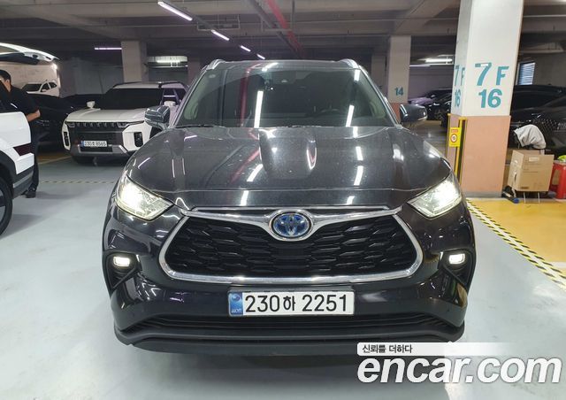 Toyota Highlander 2.5 4WD Limited — пробег 114 893 км — фото 1 из 5