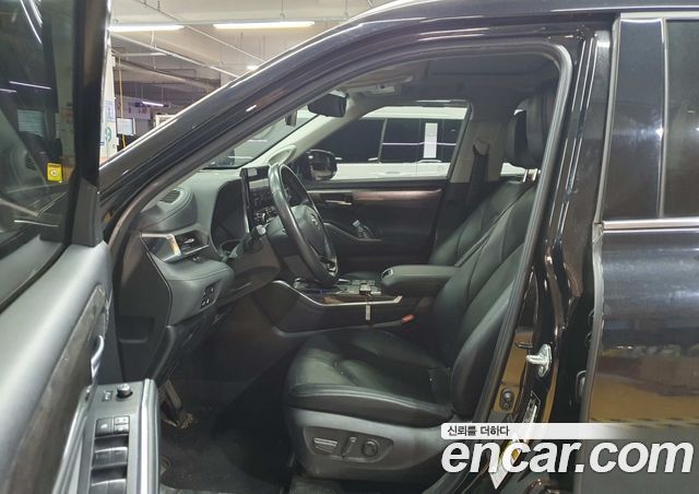 Toyota Highlander 2.5 4WD Limited — пробег 114 893 км — фото 4 из 5