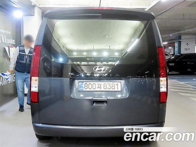Hyundai Staria L3.5 Cargo 5-Seater Modern — пробег 79 315 км — фото 4 из 5