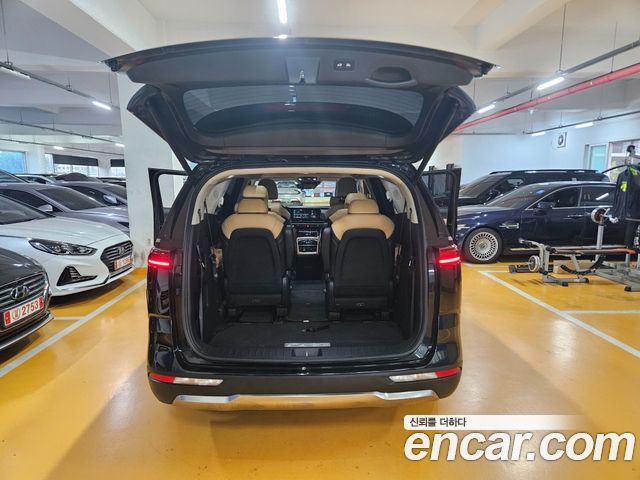 Kia Carnival Diesel 9-Seater Signature — пробег 162 734 км — фото 3 из 5