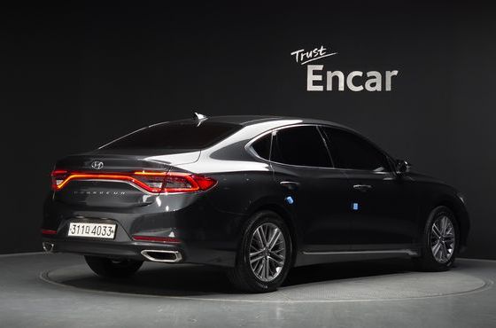 Hyundai Grandeur 2.4 Premium — пробег 18 830 км — фото 2 из 5