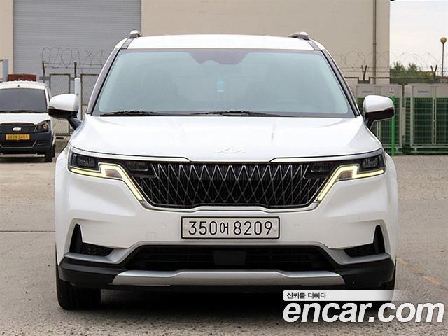 Kia Carnival Gasoline 9-Seater Prestige — пробег 141 000 км — фото 1 из 5