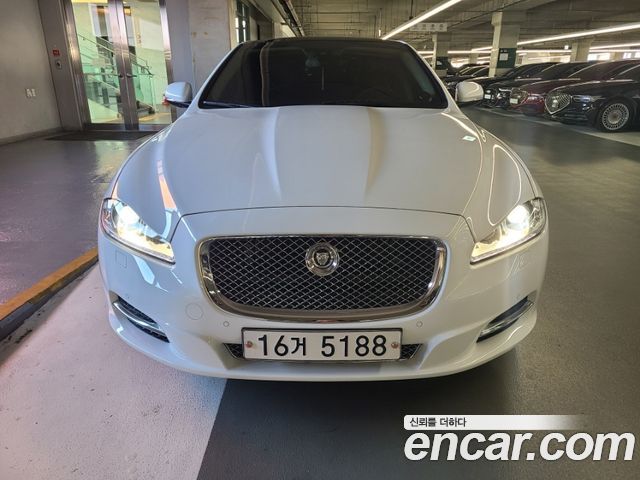 Jaguar XJ 3.0D Premium Luxury LWB X351 — пробег 41 744 км — фото 2 из 5