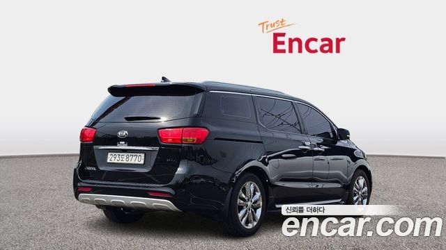 Kia Carnival 9-seater Prestige — пробег 114 238 км — фото 2 из 5