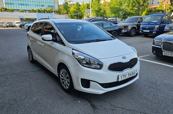 Kia Carens 1.7 VGT Deluxe — пробег 162 621 км — фото 2 из 5