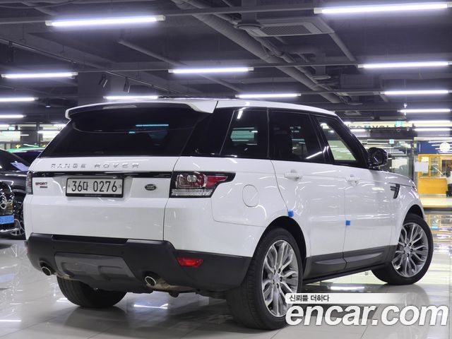 Land Rover Range Rover Sport 3.0 SDV6 HSE Dynamic — пробег 77 939 км — фото 2 из 5