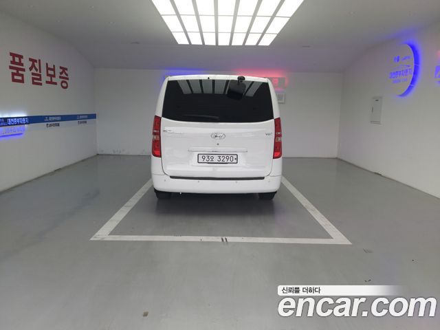 Hyundai Starex 5-Seater VAN CVX Premium — пробег 65 622 км — фото 4 из 5
