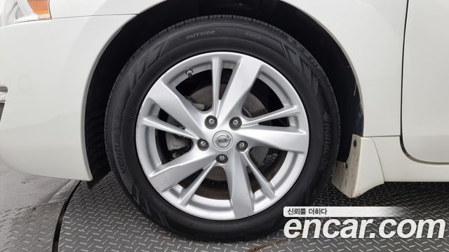 Nissan Altima из Кореи Encar