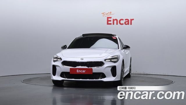 Kia Stinger 2.2 Diesel AWD Platinum — пробег 112 320 км — фото 3 из 5