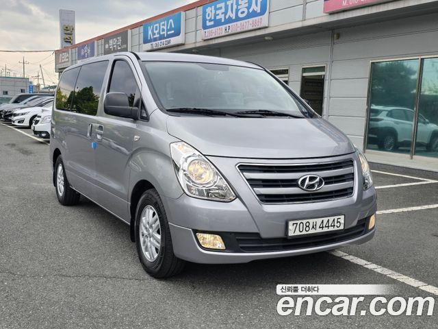 Hyundai Starex 12-Seater Wagon Smart — пробег 87 600 км — фото 3 из 5