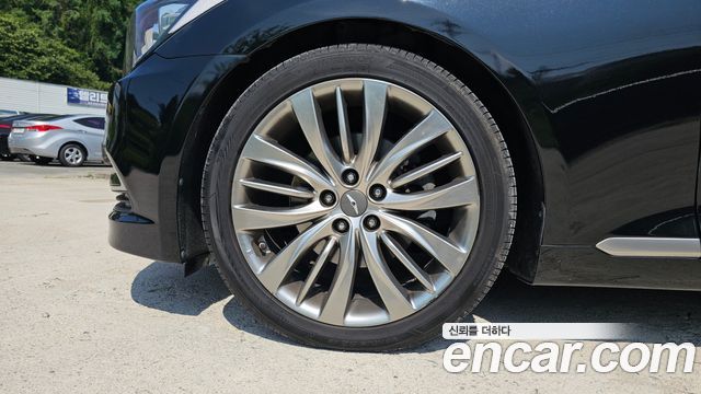 Hyundai Genesis из Кореи Encar