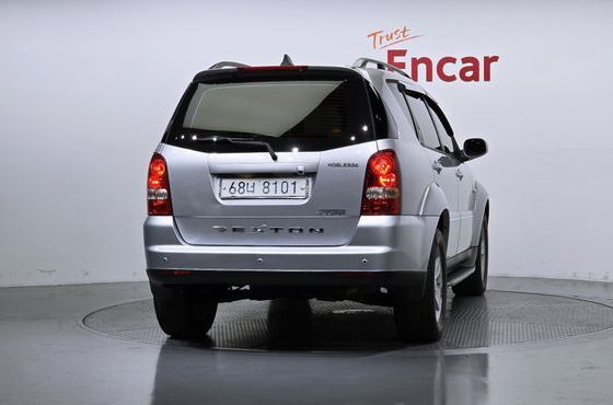 Ssangyong Rexton AWD Noblesse — пробег 186 951 км — фото 4 из 5