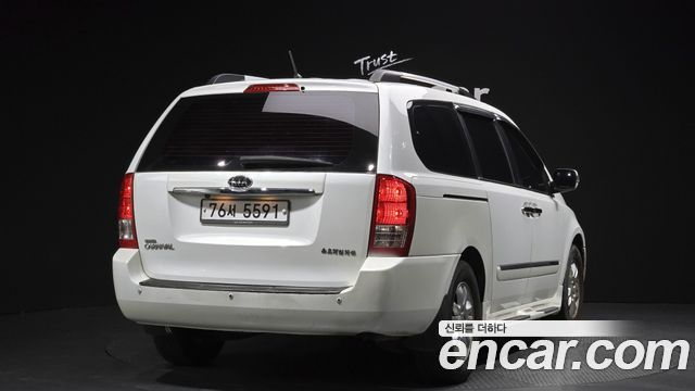 Kia Carnival Grand Carnival GX Grand Pack — пробег 263 466 км — фото 2 из 5