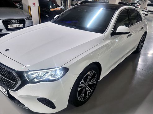 Mercedes-Benz E-Class E200 Avantgarde — пробег 1 200 км — фото 2 из 5