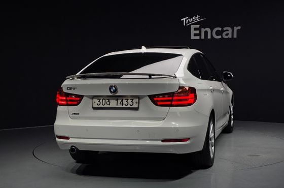 BMW Gran Turismo GT 320d xDrive — пробег 166 297 км — фото 4 из 5