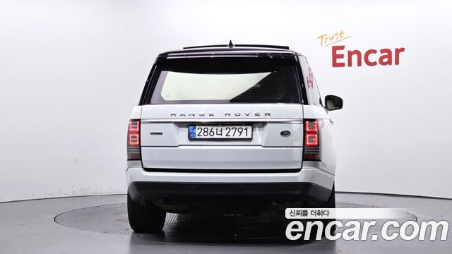 Land Rover Range Rover 4.4 SDV8 AB DIESEL — пробег 66 509 км — фото 4 из 5