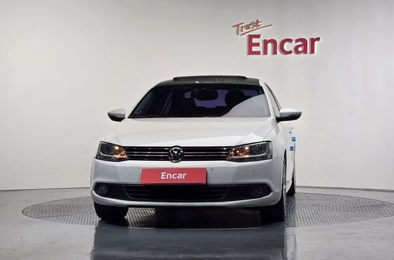 Volkswagen Jetta 2.0 TDI 6th — пробег 90 779 км — фото 3 из 5
