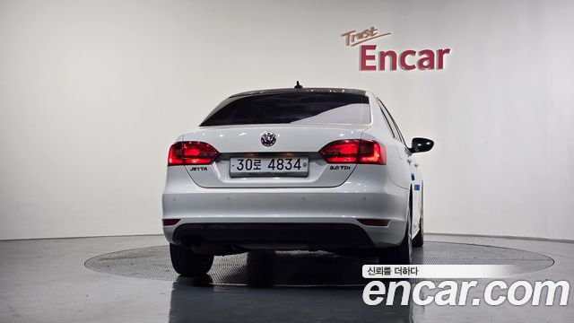 Volkswagen Jetta 2.0 TDI 6th — пробег 90 779 км — фото 4 из 5