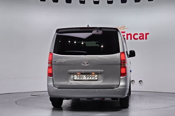Hyundai Starex 12-Seater Wagon Modern — пробег 51 073 км — фото 4 из 5