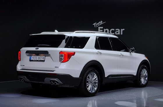 Ford Explorer 3.0 PHEV — пробег 132 912 км — фото 2 из 5