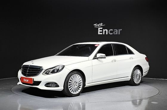 Mercedes-Benz E-Class E300 Elegance — пробег 106 464 км — фото 1 из 5