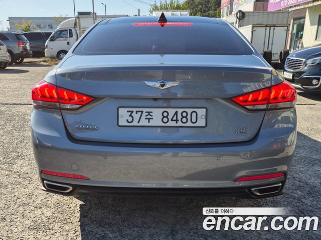 Hyundai Genesis из Кореи Encar