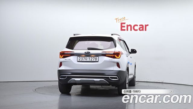 Kia Seltos из Кореи Encar