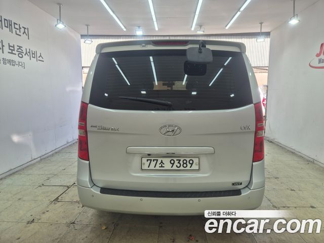 Hyundai Starex 12-Seater Wagon CVX Premium — пробег 58 000 км — фото 4 из 5