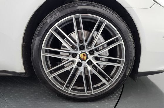 Porsche Panamera 2.9 AWD Platinum Edition — пробег 30 025 км — фото 5 из 5