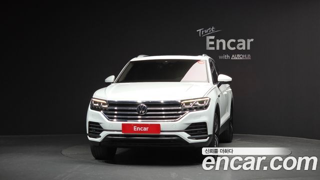 Volkswagen Touareg 3.0 TDI Premium — пробег 92 030 км — фото 3 из 5