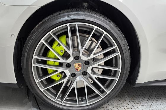 Porsche Panamera 2.9 AWD E-Hybrid — пробег 12 542 км — фото 5 из 5
