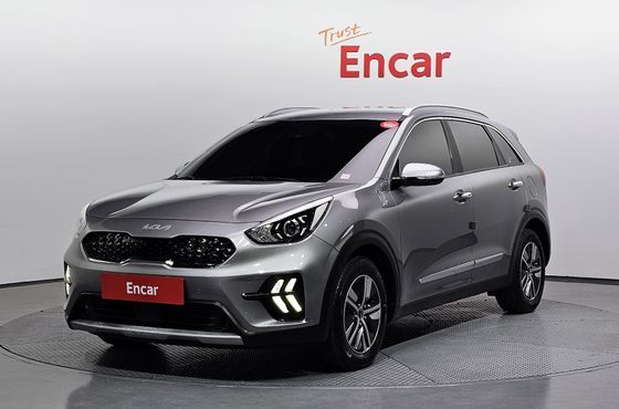 Kia Niro 1.6 HEV Noblesse — пробег 57 496 км — фото 1 из 5