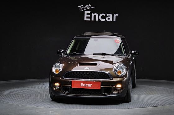 Mini Cooper Standard Second Generation — пробег 115 119 км — фото 3 из 5