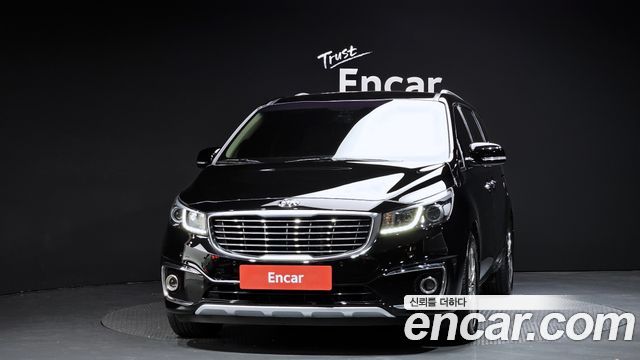 Kia Carnival 7-seater Limousine VIP — пробег 153 859 км — фото 3 из 5