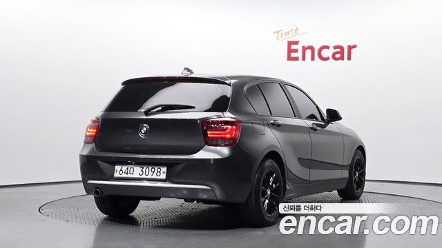 BMW 1-Series 118d Urban Pack1 5Dr — пробег 142 043 км — фото 2 из 5