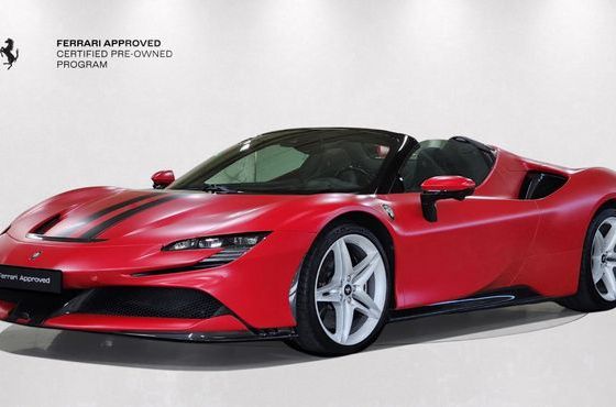 Ferrari SF90 4.0 — пробег 4 640 км — фото 1 из 5
