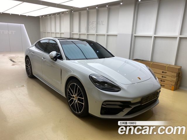 Porsche Panamera 2.9 AWD Platinum Edition — пробег 50 203 км — фото 1 из 5