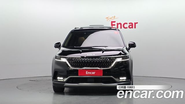 Kia Carnival 9-Seater Signature — пробег 69 929 км — фото 3 из 5