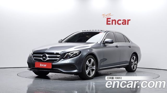 Mercedes-Benz E-Class E300 4MATIC Avnatgarde — пробег 58 832 км — фото 1 из 5