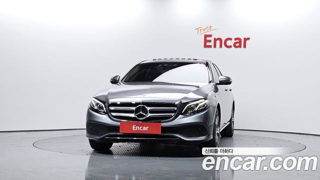 Mercedes-Benz E-Class E300 4MATIC Avnatgarde — пробег 58 832 км — фото 3 из 5
