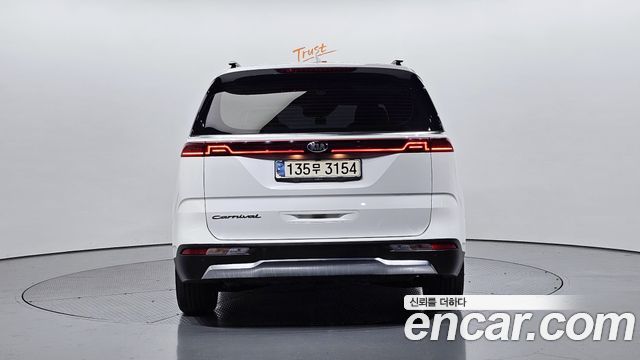 Kia Carnival Gasoline 9-Seater Signature — пробег 30 527 км — фото 4 из 5