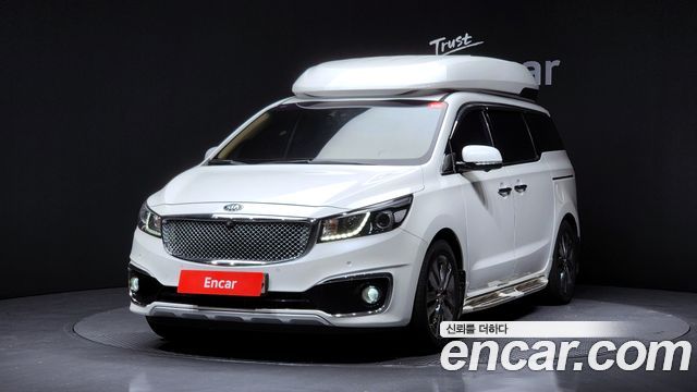 Kia Carnival 9-seater Hi-Limousine Prestige High roof — пробег 143 694 км — фото 1 из 5