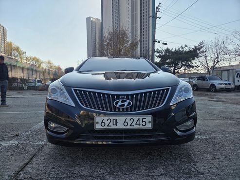 Hyundai Grandeur HG300 Premium — пробег 217 381 км — фото 1 из 5