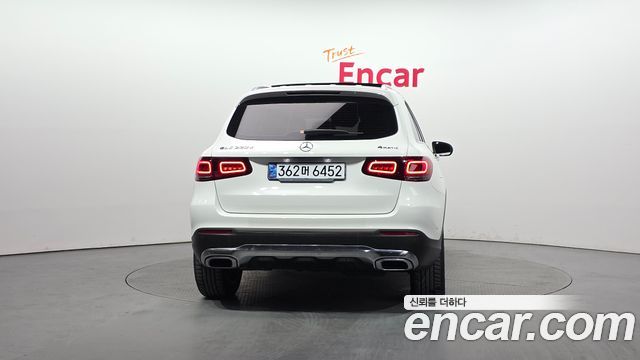 Mercedes-Benz GLC-Class GLC220 d 4MATIC — пробег 37 966 км — фото 4 из 5